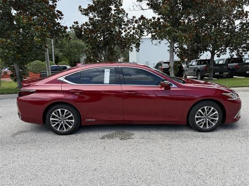 2022 Lexus ES 300h 300H