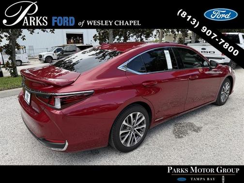 2022 Lexus ES 300h 300H