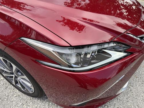 2022 Lexus ES 300h 300H