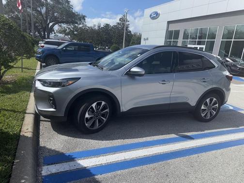 2023 Ford Escape Platinum