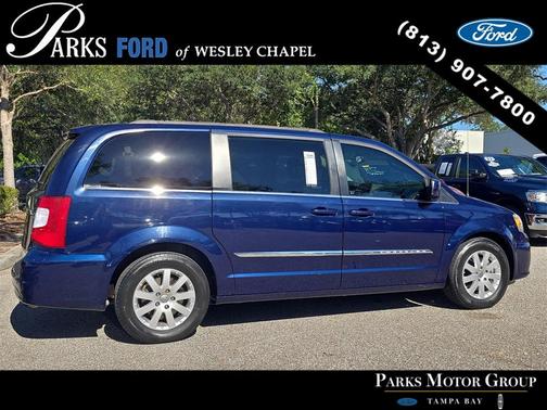 2015 Chrysler Town & Country Touring