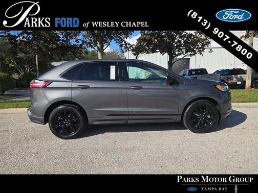 2022 Ford Edge SE