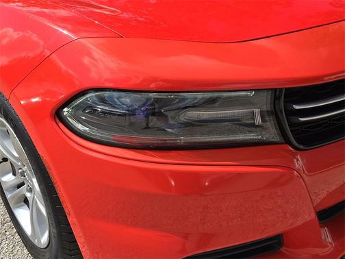 2017 Dodge Charger SE