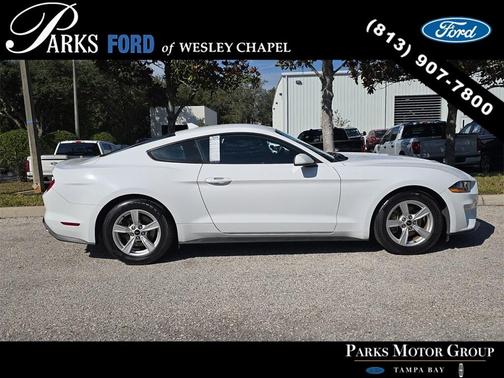 2021 Ford Mustang EcoBoost