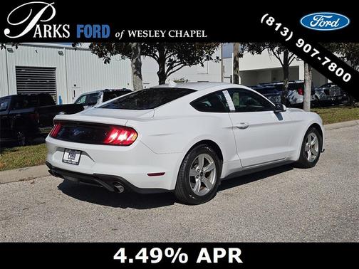 2021 Ford Mustang EcoBoost