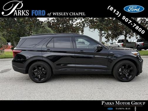 2023 Ford Explorer ST-Line