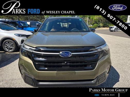 Autumn Green Metallic 2025 Subaru Forester 2.5i Touring