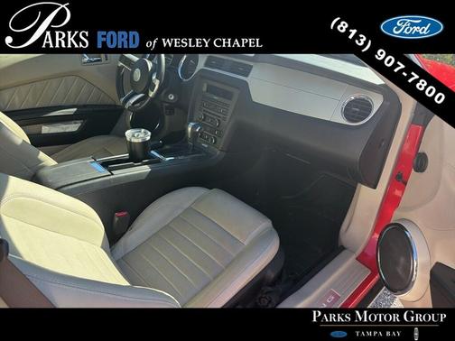 2010 Ford Mustang V6