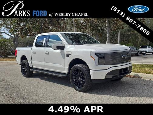 2022 Ford F-150 Lightning LARIAT