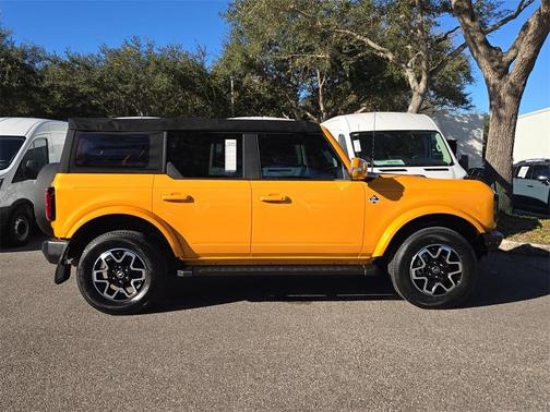 2022 Ford Bronco Outer Banks