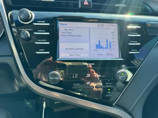 2020 Toyota Camry SE