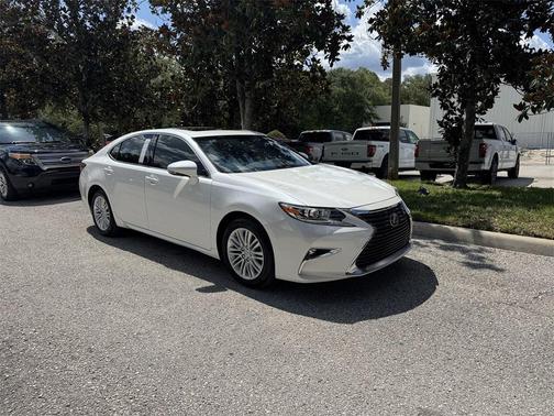 2017 Lexus ES 350 Base