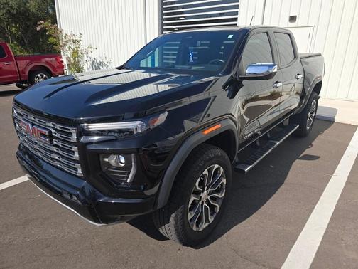 2023 GMC Canyon Denali