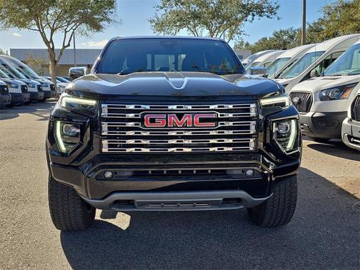 2023 GMC Canyon Denali