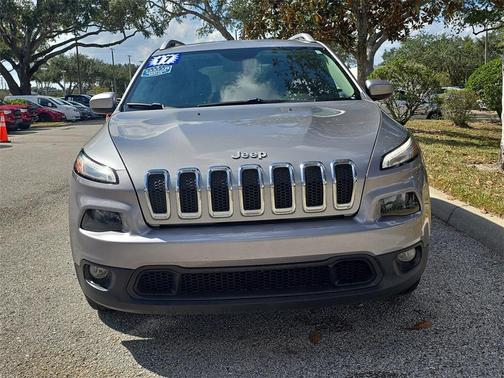 2017 Jeep Cherokee Latitude