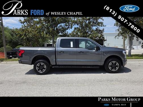2023 Ford F-150 Lightning XLT