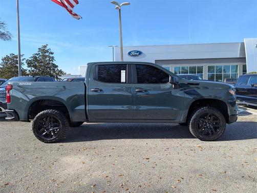 2025 Chevrolet Silverado 1500 Custom Trail Boss