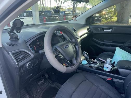 2015 Ford Edge SE