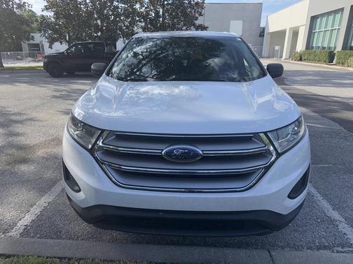 2015 Ford Edge SE