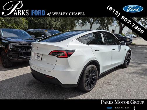 2024 Tesla Model Y Long Range