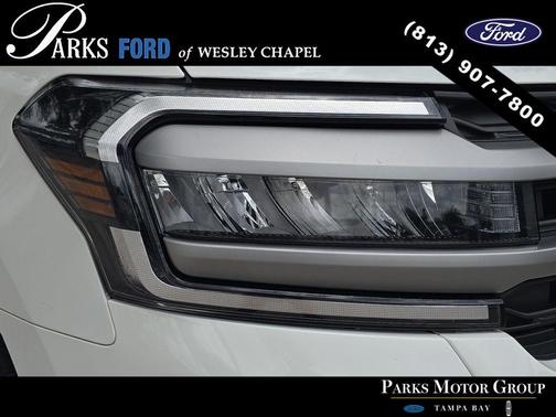 Star White 2024 Ford Expedition Max XLT