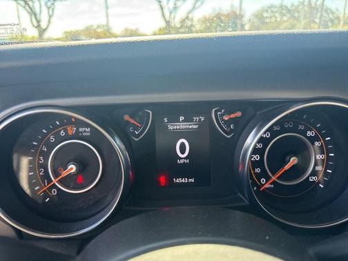 2022 Jeep Gladiator Sport