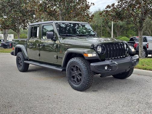 2022 Jeep Gladiator Sport