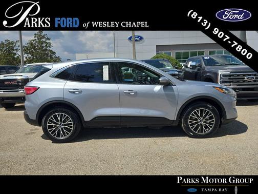 Ice Blue 2022 Ford Escape PHEV SEL