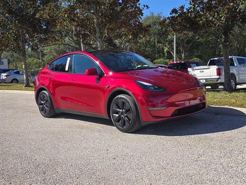 2024 Tesla Model Y Base