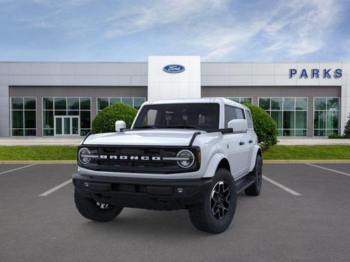Oxford White 2026 Ford Bronco Outer Banks
