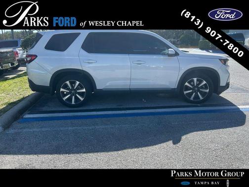 2023 Honda Pilot Touring