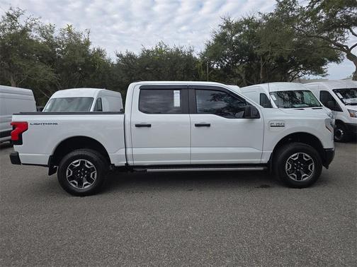 2023 Ford F-150 Lightning Pro