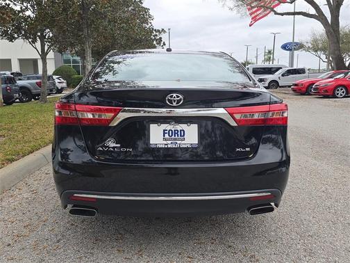 2018 Toyota Avalon XLE