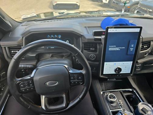 2024 Ford Expedition Platinum