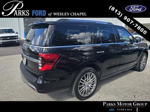 2024 Ford Expedition Platinum