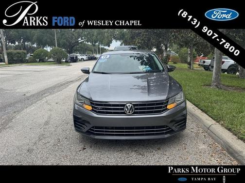 2018 Volkswagen Passat 2.0T R-Line