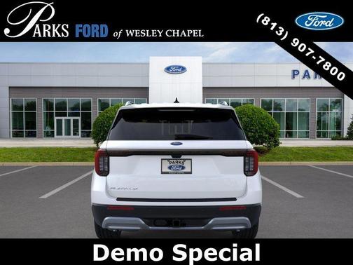 Star White 2026 Ford Explorer Platinum