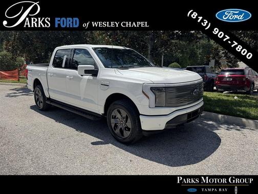 2023 Ford F-150 Lightning LARIAT