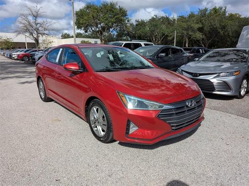2020 Hyundai ELANTRA SEL