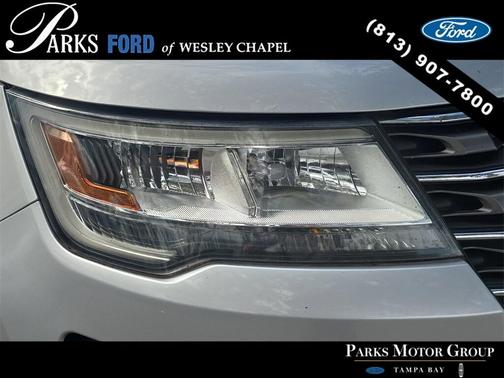 2017 Ford Explorer Base