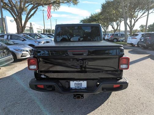2020 Jeep Gladiator Sport