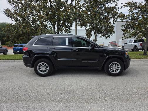 2018 Jeep Grand Cherokee Laredo E