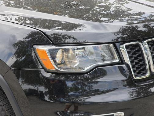 2018 Jeep Grand Cherokee Laredo E