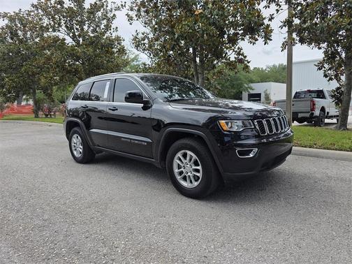 2018 Jeep Grand Cherokee Laredo E