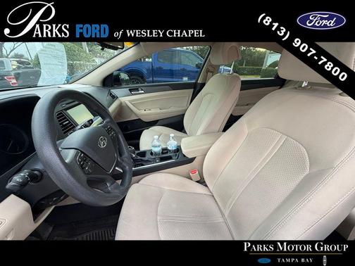 Nouveau Blue 2017 Hyundai SONATA Sport