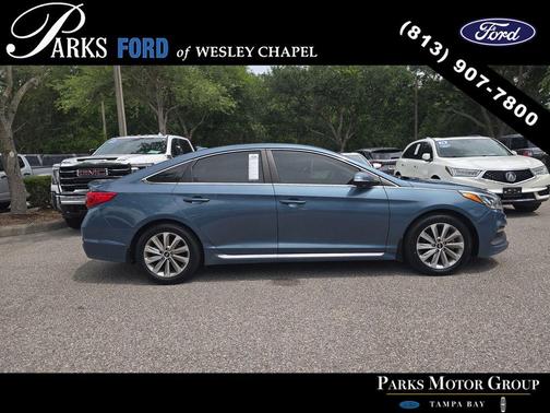 Nouveau Blue 2017 Hyundai SONATA Sport