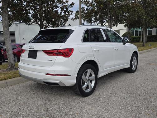 2021 Audi Q3 40 Premium