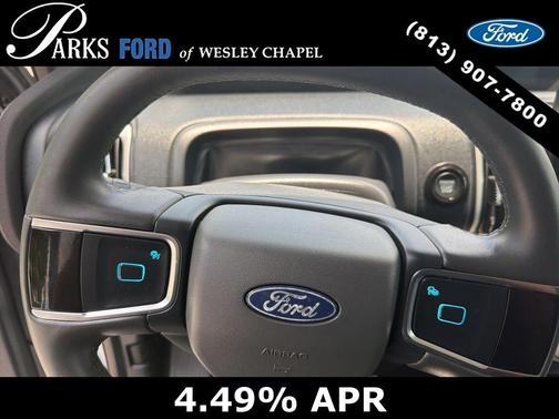 Oxford White 2025 Ford Expedition Active