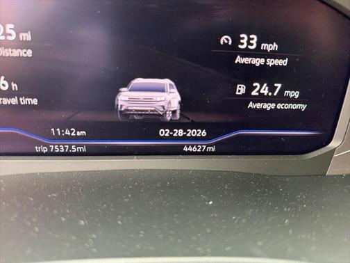 2022 Volkswagen Atlas 3.6L SE w/Technology