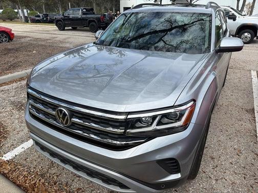 2022 Volkswagen Atlas 3.6L SE w/Technology